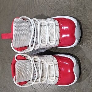 air jordan 11 retro “cherry”  size 6c toddler